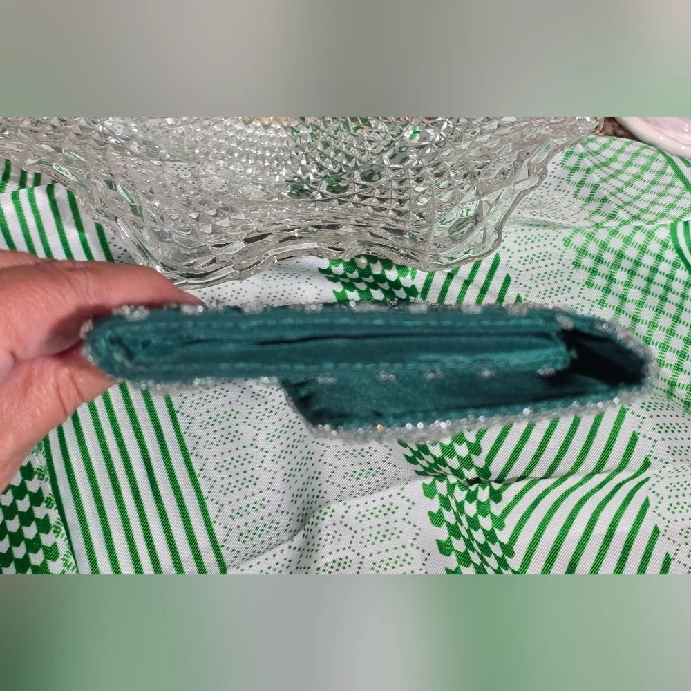 Vintage 60s Handmade Teal Hong Kong Floral Beaded Clutch Purse